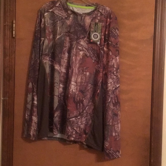 Under Armour Other - Under Armour Scent Control long sleeve shirt.